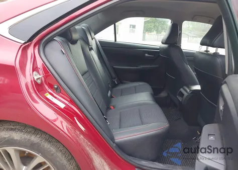 2015 Toyota Camry Se z USA, uszkodzony, nr VIN 4T1BF1FK0FU969459